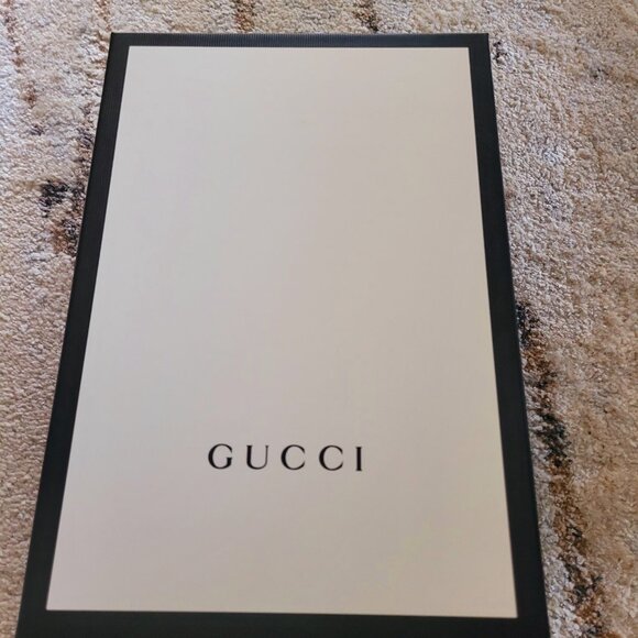 Gucci Sneakers - Picture 13 of 13